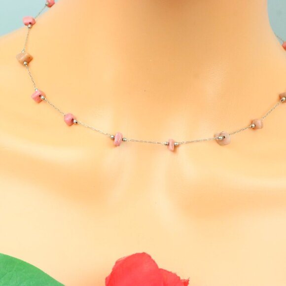 Delicate & Contemporary Necklace Chain, A Lovely Choice for Women, EVCH1021 - Picture 3 of 15